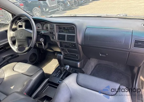 2000 Isuzu Vehicross from USA, damaged, VIN JACCN57X5Y7D00023